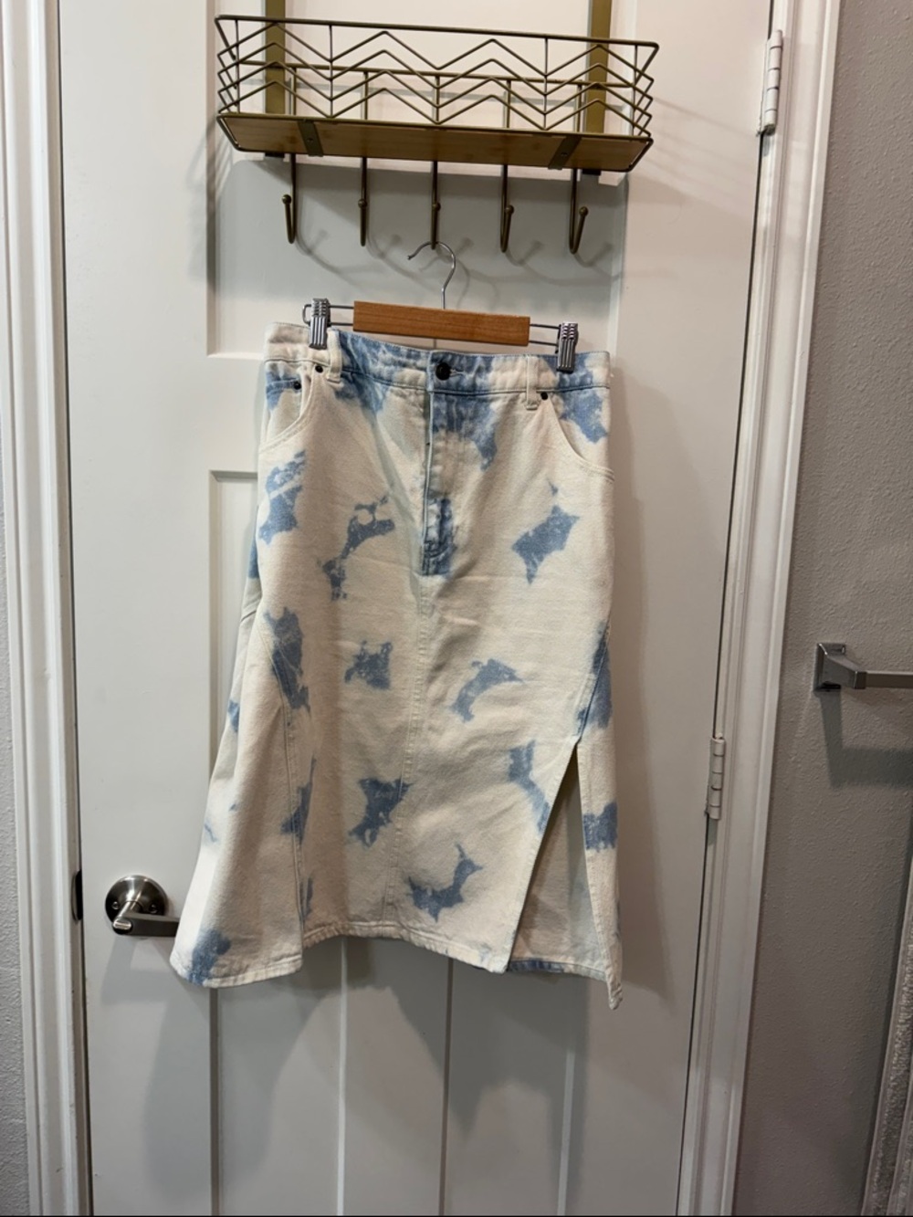 Tie-Dye Cream & Blue Midi Skirt with Front Slit